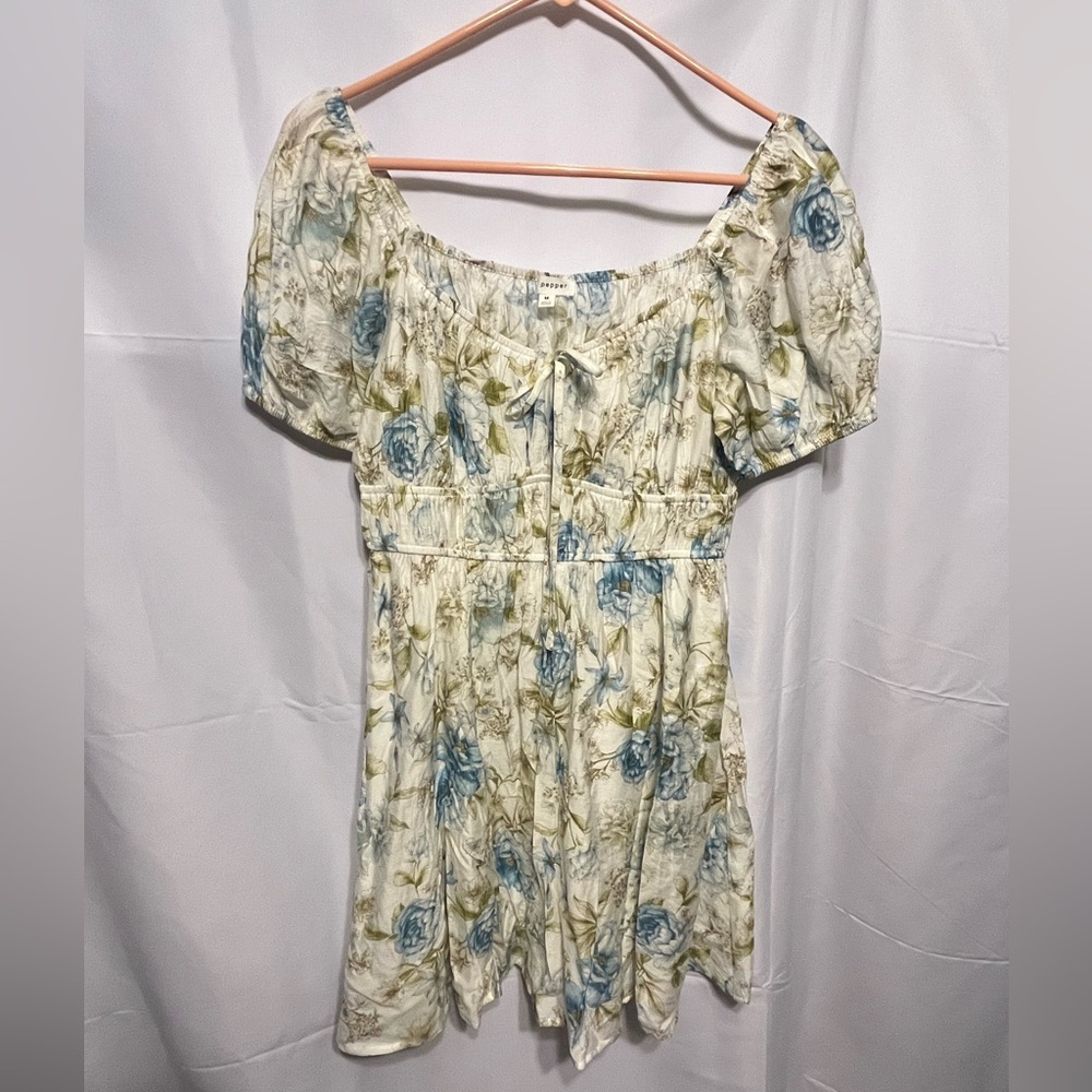 Blu Pepper Cream Floral Tie-Waist Dress with Blue Rose Print